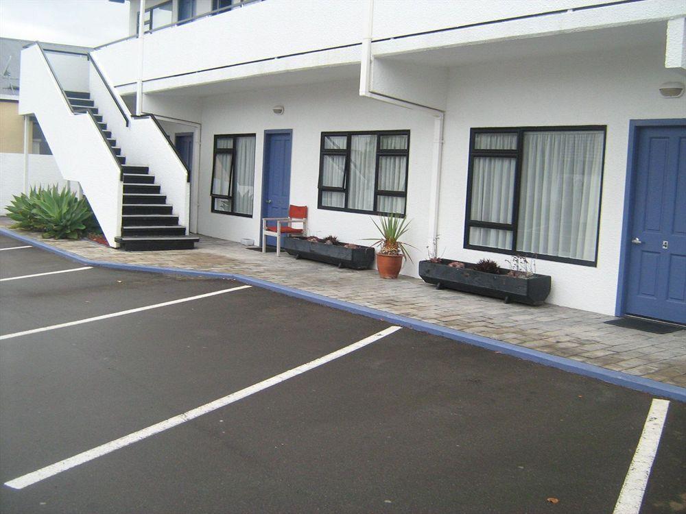 Shadzz Motel Палмерстон-Норт Экстерьер фото